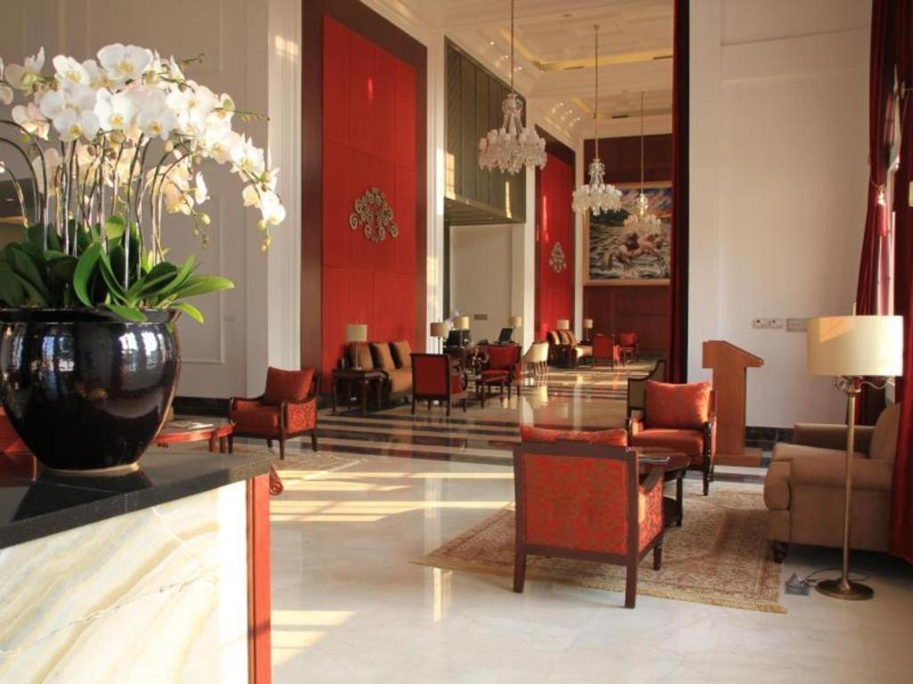 Ammi Cepu Hotel Buitenkant foto